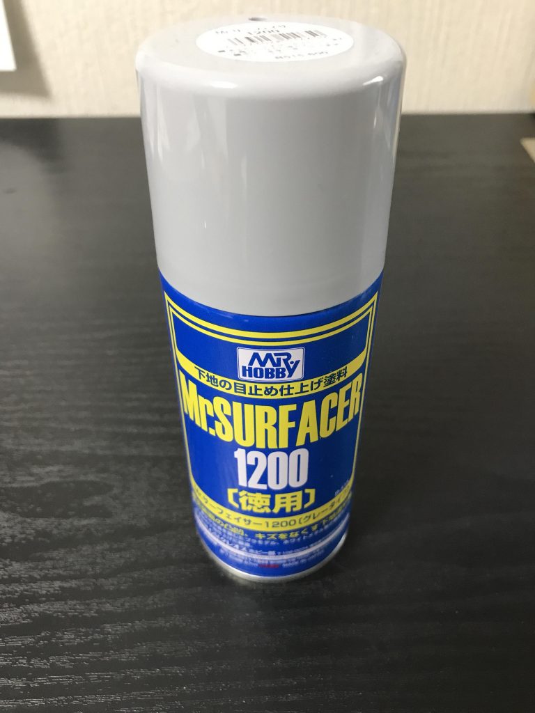 サーフェイサーを吹いて