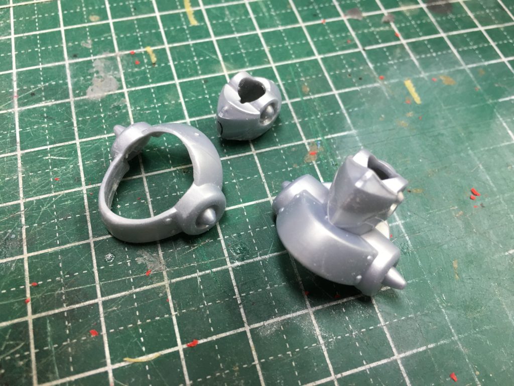 スネアーマーとアンクルアーマーはもともと一体だったのですが分離させました。