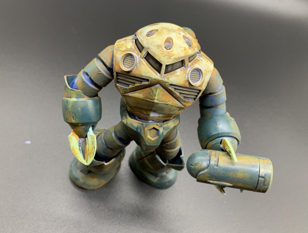 ほれ、わしのタンクいるか?