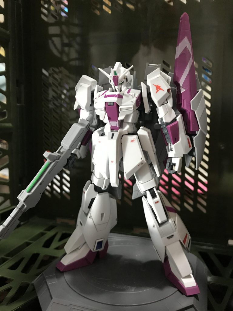 Zガンダム ３号機–9枚目/制作者：真樹京介