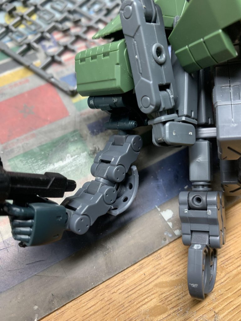 コトブキヤで改修中的な腕