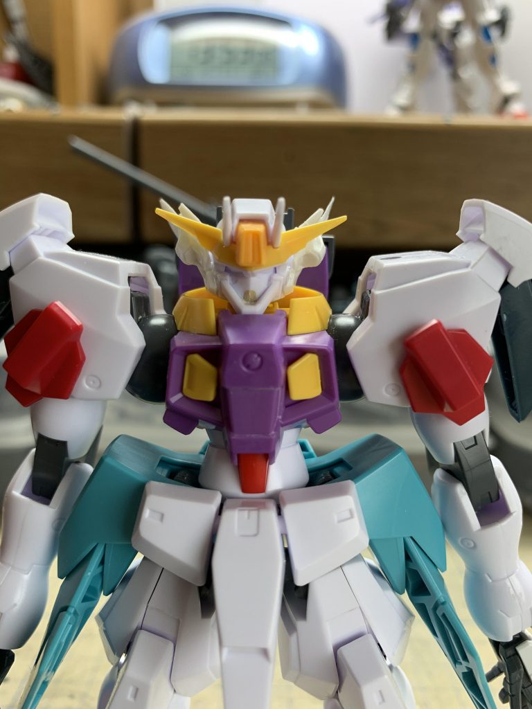 ノイエジール付属のでGP3のバインダーが飾りにピッタリ。これで印象がずいぶん違う。