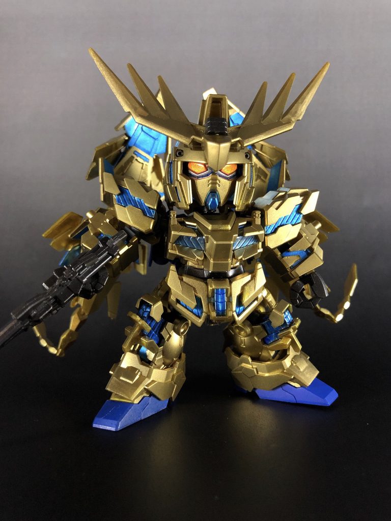 全身写真です
足元はあえて明るいブルーにしてみました
仲間になりたそうにこちらを見ている…?