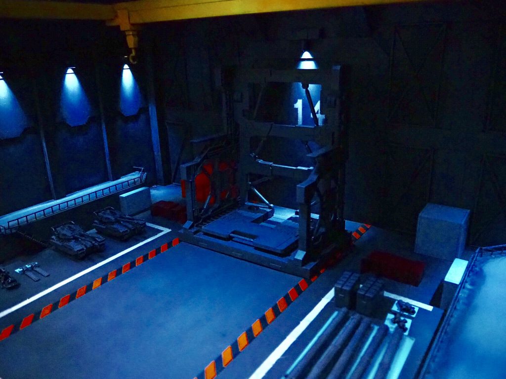 第14番格納庫–4枚目/制作者：ヤマクロス