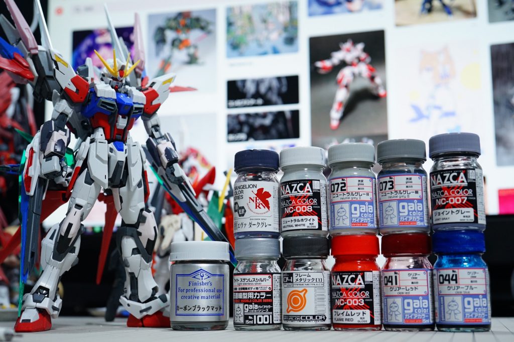 使用したカラーです、ここからまた数種類足したりしました
今回内部フレームは黒、ステンレス、フレームメタリックの3種類を使用しています