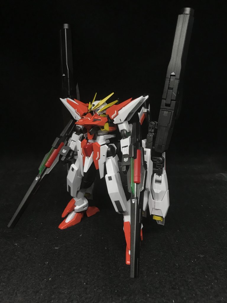 ミサイルコンテナと脚部ブースターをつけてない時
塗装ハゲがすごいのでこの状態にはもう...