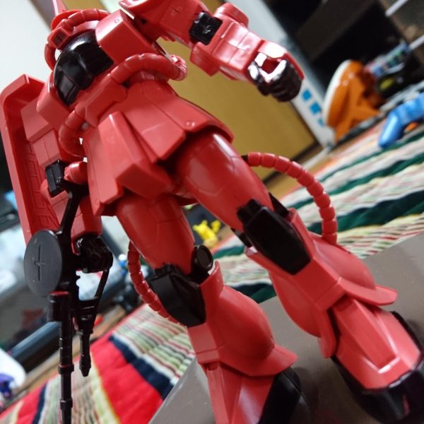 黒マッキー縛りシャアザク