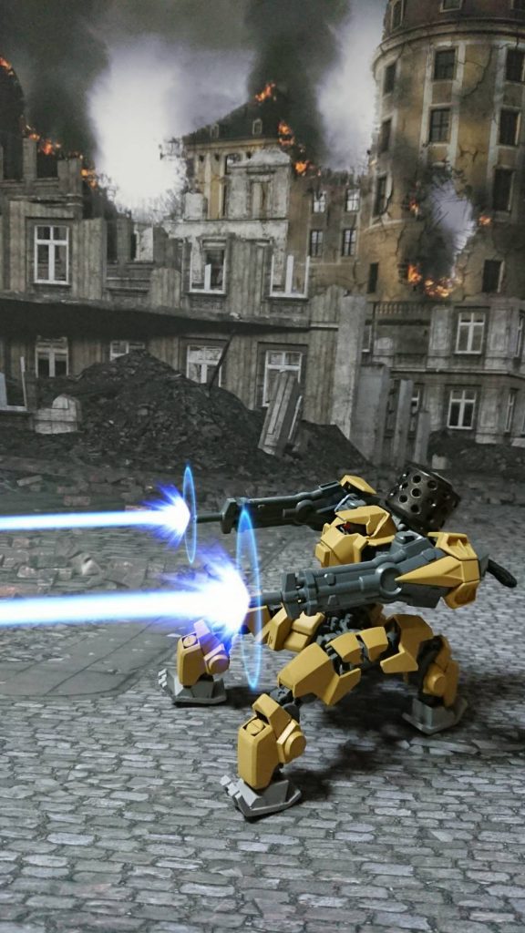 差し替えでビーム腕とジェネレーターを背中に背負ってます