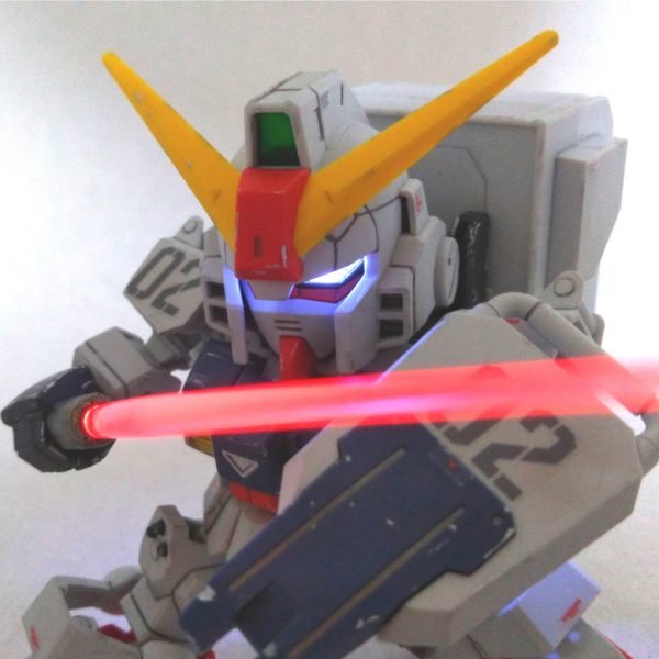 目が光るSDCS陸戦型ガンダムッ！