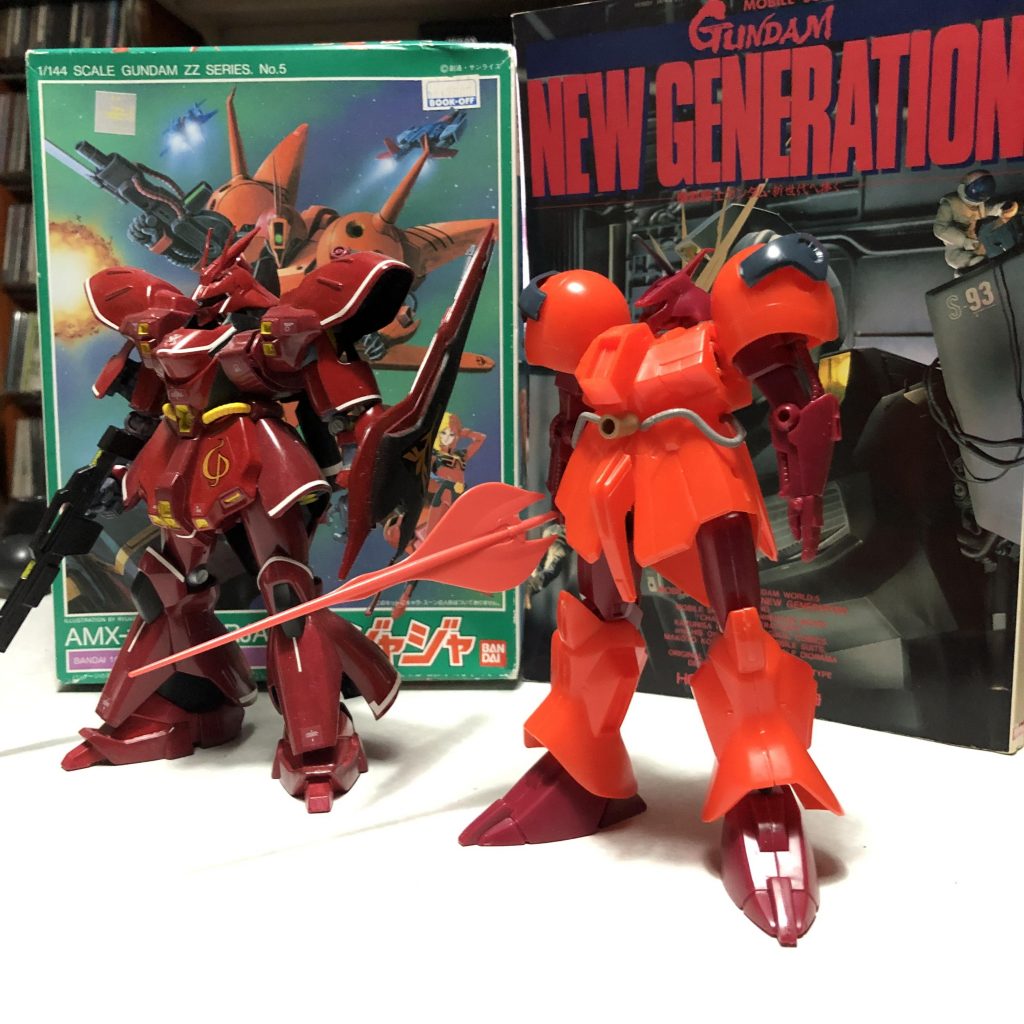 主に股関節と足首に3mmアルミ線入れてバランスをはかりました☆
塗装前はおおよそサザビーみたいだったのでそのうちシャー専用R・ジャジャも作る!