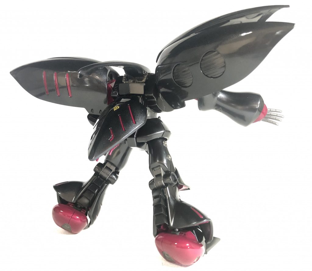 別売の水転写の専用ガンダムデカールを使用（ジオン軍エンブレム）