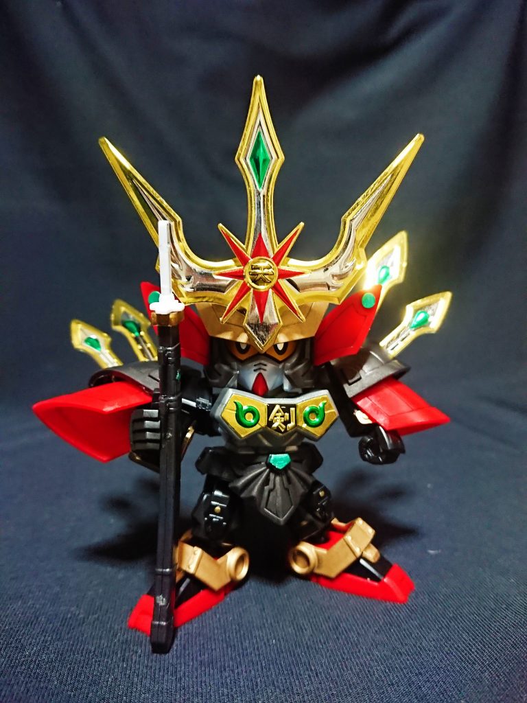 伝説の秘剣 七星天剣流の正統後継者で、零壱と流星王の師匠。
元の名は村雨頑駄無で、