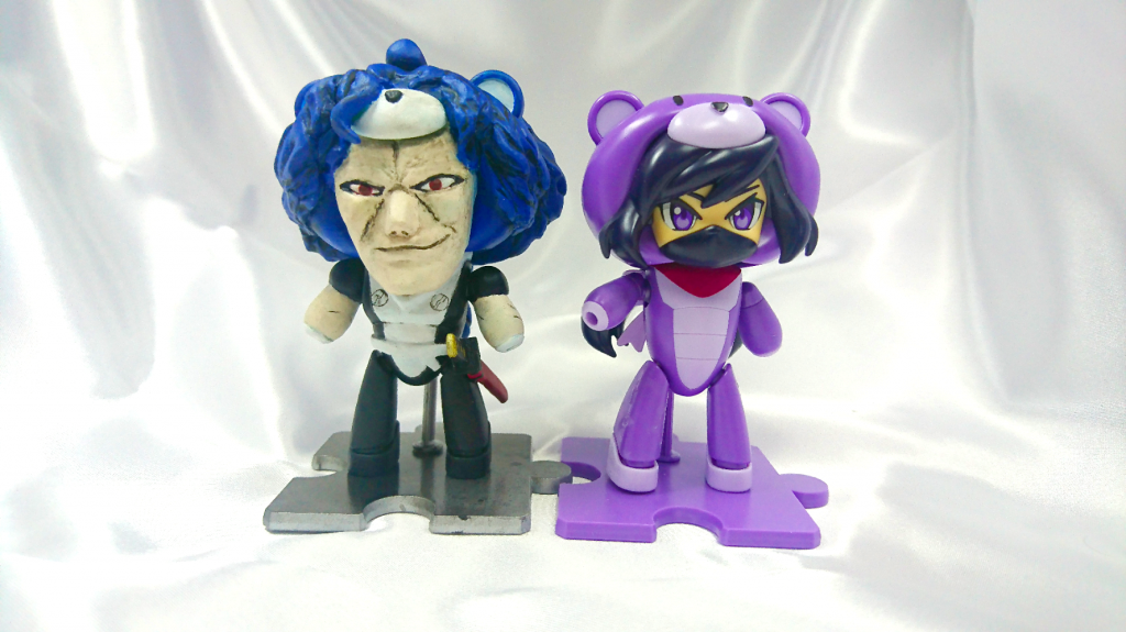 念のため普通のキャラッガイと比較。
顔は1.5倍増し。胸板、肩幅は、筋肉質を再現するために、パテでモリモリ盛ってます。