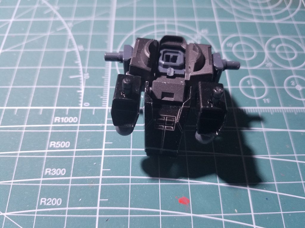 胴体の接続はダクマターブースターのパーツをつかってます