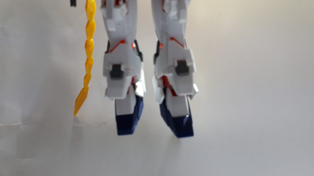 脚は鳳翔さんのタイツをイメージして、ユニコーンを使用。こちらもいじってません。