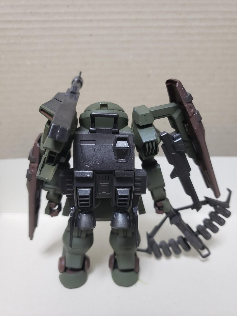 MG高機動型ザクⅡシンマツナガ専用機を使用しました。あまりいじらずフィットしたはず。