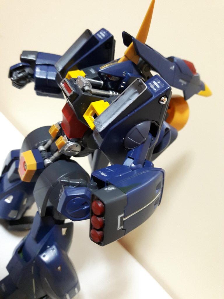 以上ガ-ゾウム改造でしたー✨旧キットはいじって、色々考えてるのが楽しいですね。
ご覧頂きありがとうございました✨
Twitterにものせます。