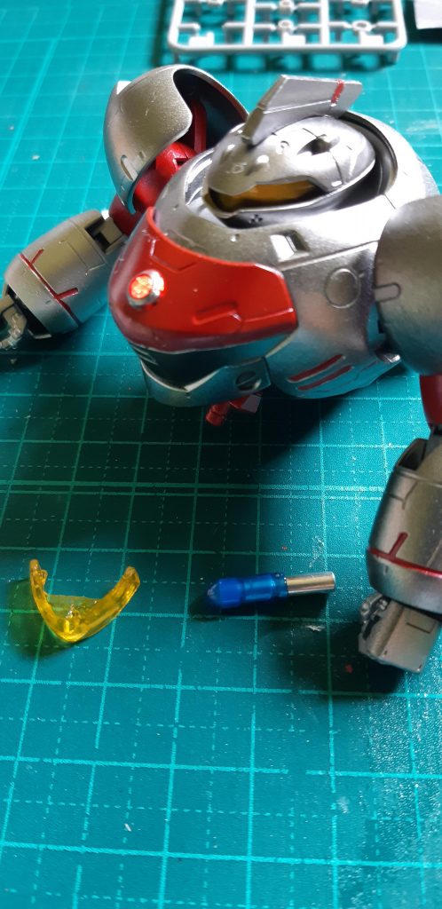 LEDは他の方のブログなどを参考にミライトを使用。簡単な工作で仕込めて便利ですね。