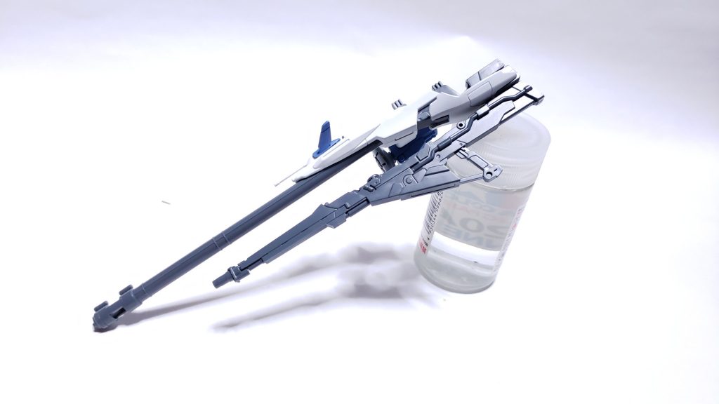 メガバスターとスマートガンの接続
スマートガン側にメガバスターのピンに合う穴を作って取り付けてます。