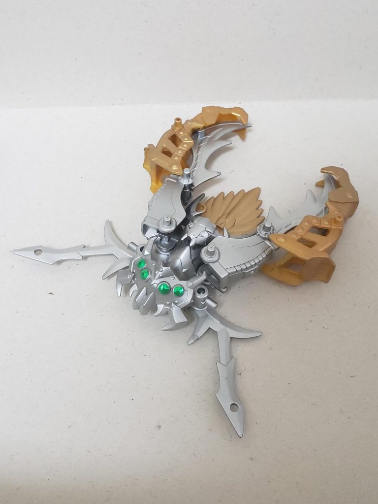 支援メカ(取説より)
名前はないそうです。