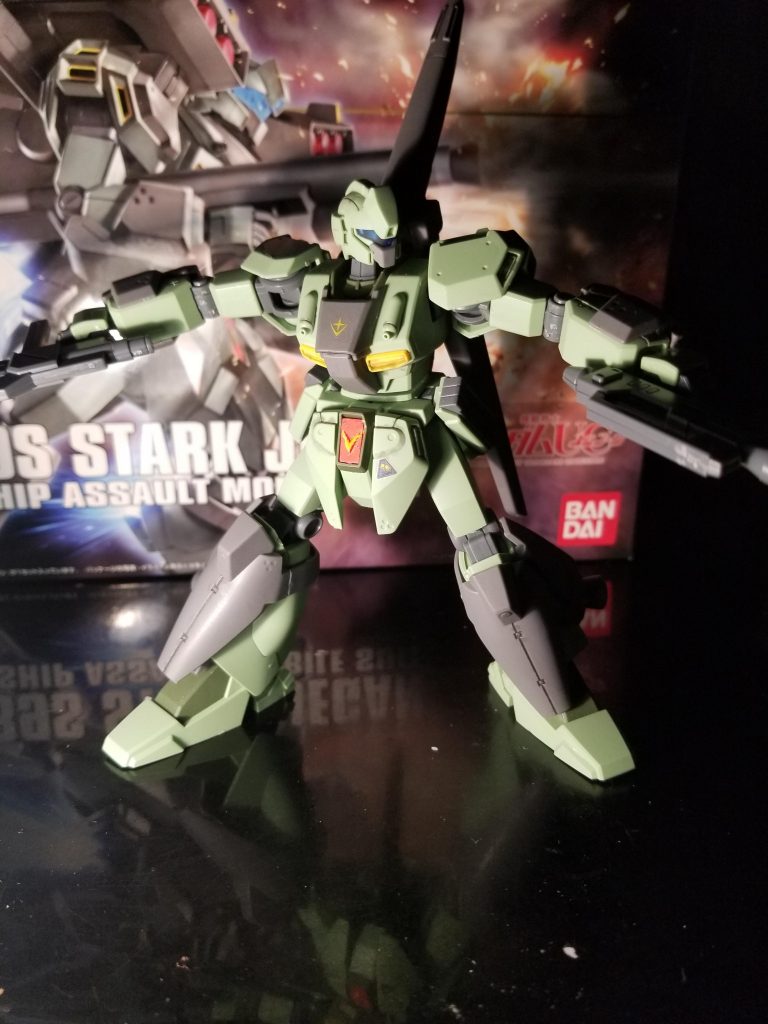 スタジェの肩外して、ビームライフル持たせただけ