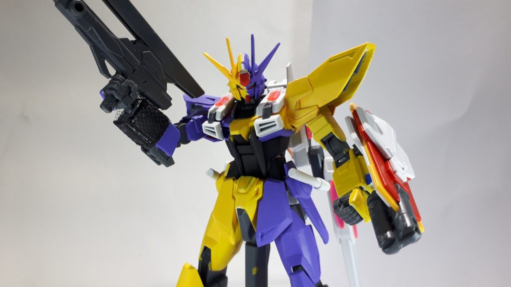 元キットに付属するユニバースブースター…合うッちゃあいますが地味?