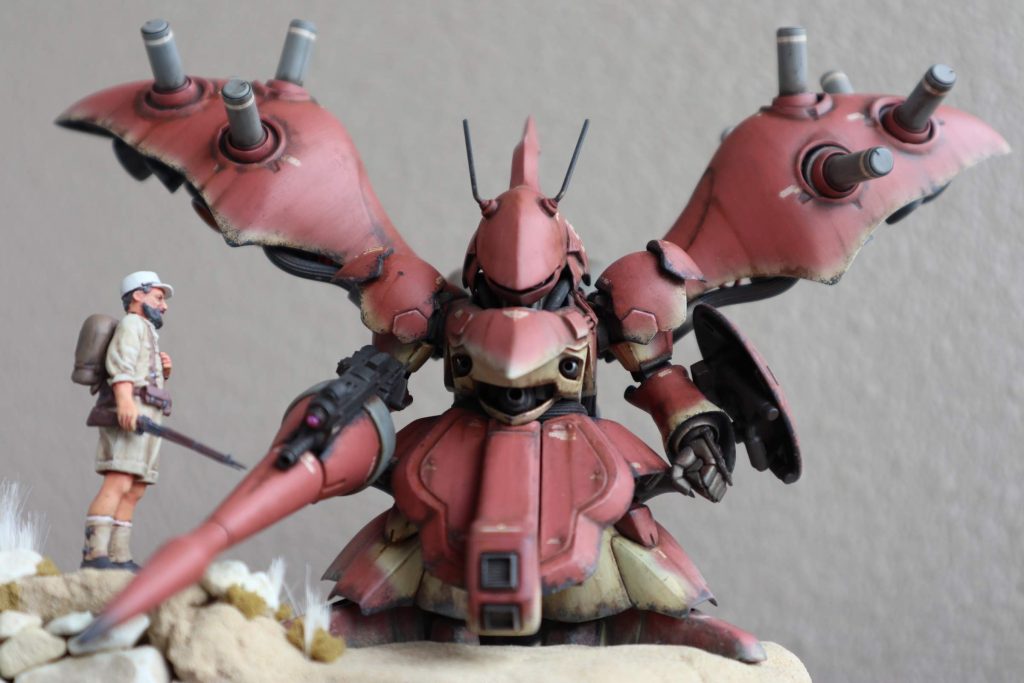 バルバトスの肩ですが違和感ないですね(笑)