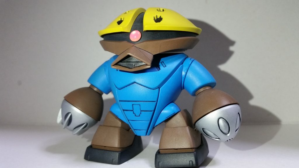 全塗装しています。茶色も含め、明るめの色に変更しています。
また、肉抜き穴なども埋めています。