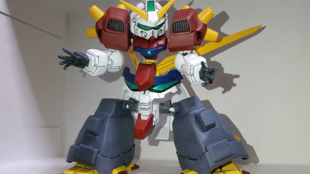 腕もBB戦士→1/144に変更し、バランス調整のためサイズを縮めています。手はビルドナックルを使用しています。