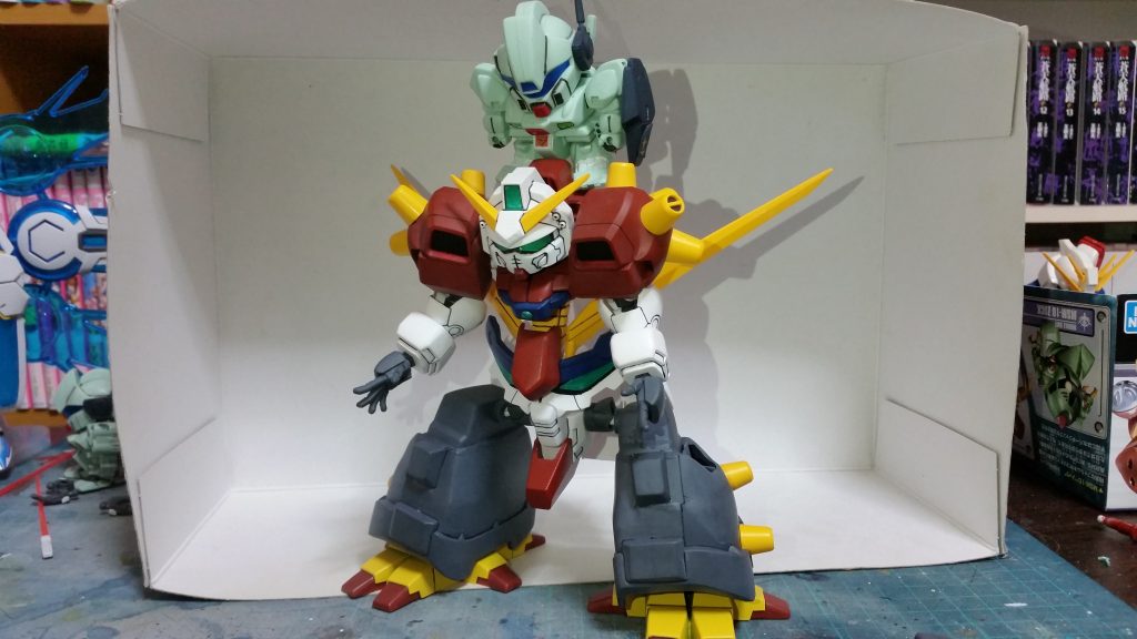 サイズ比較2。
突然の悲劇がデビルガンダムを襲う!