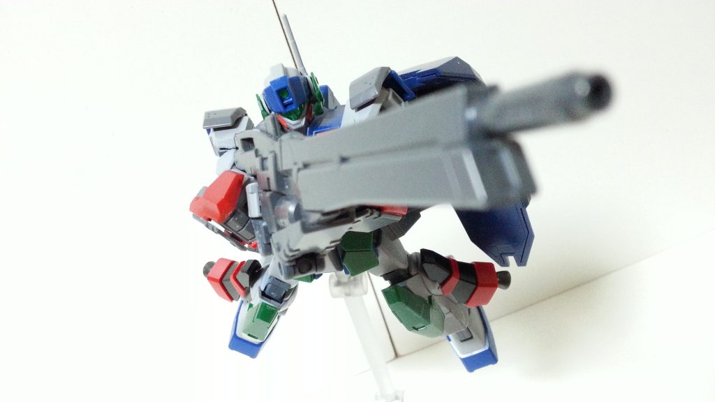 ジェネレータ内蔵式ロングビームライフル。