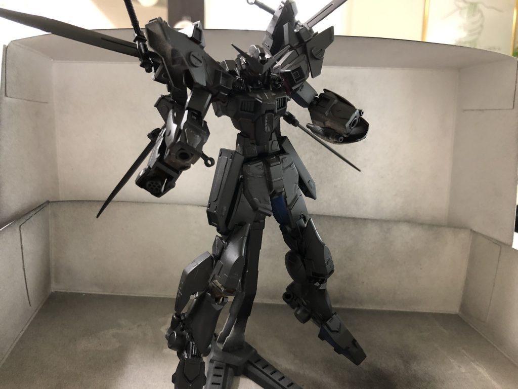 ## サフ
真っ黒だからこのツイートがめっちゃ伸びた