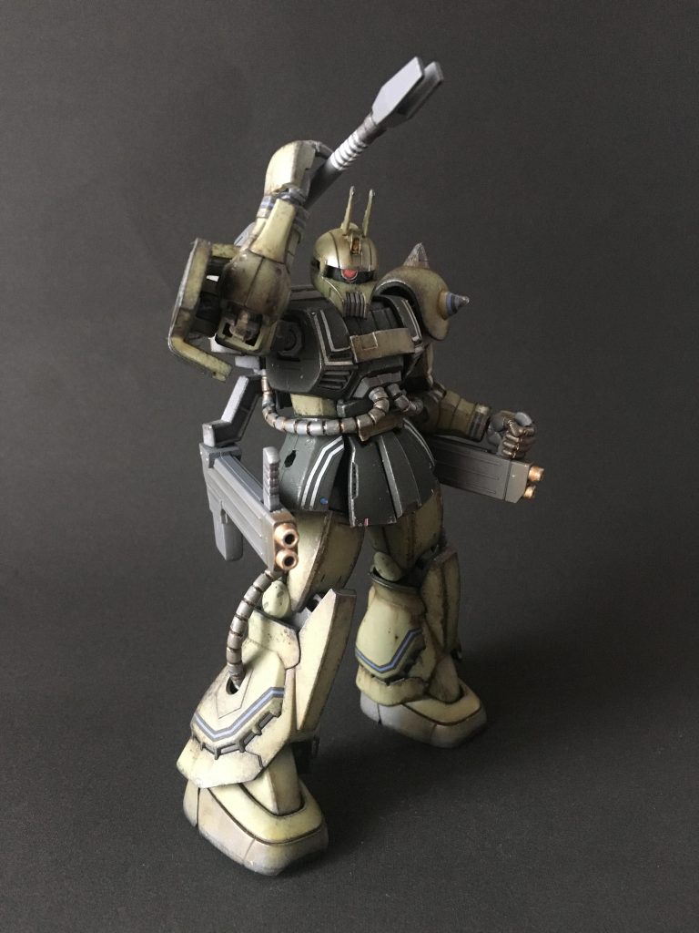 付属のシールでラインをマーキング。このシール、どうしてもてかってしまうので機体番号やコーションは使わず。