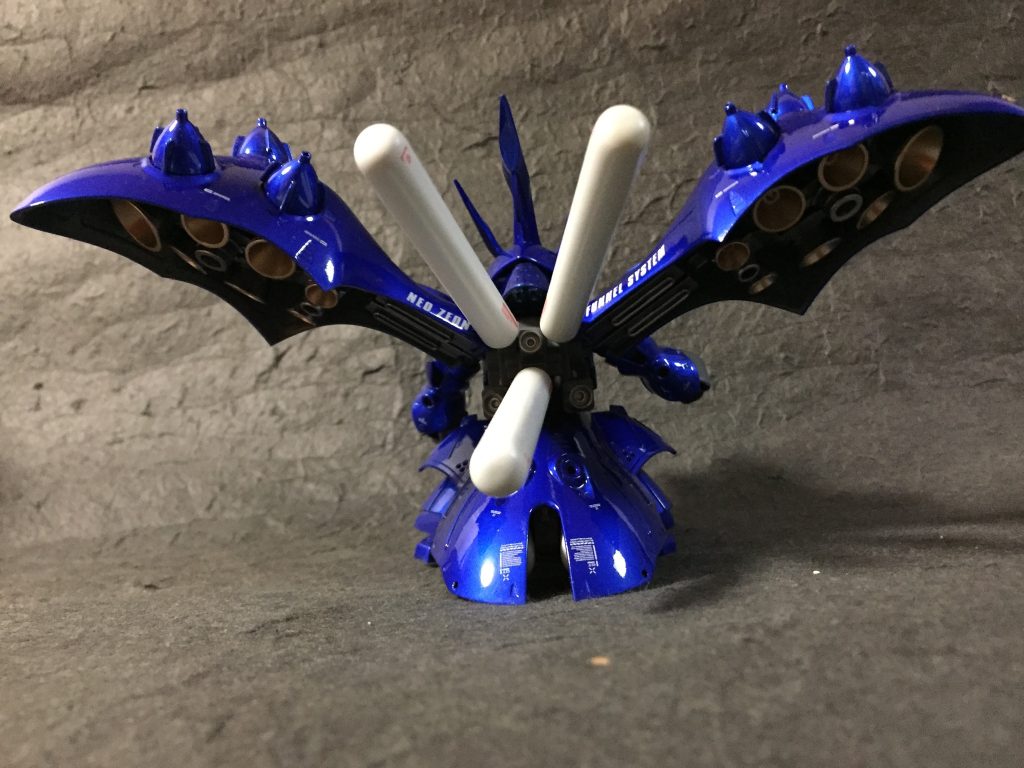 プロペラントタンクをコトブキヤのG・タンク(ロングM)に変更