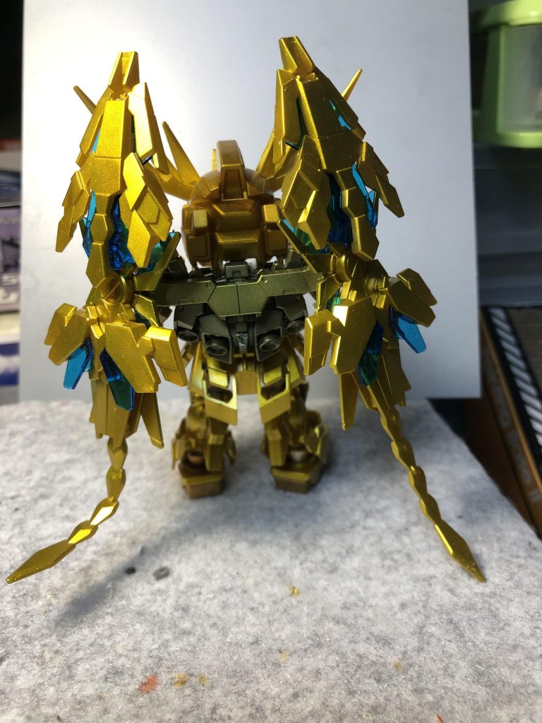 ゴールドは正義–2枚目/制作者：peeece