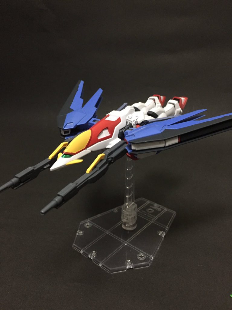 一応って言い方は変ですが変形もします。