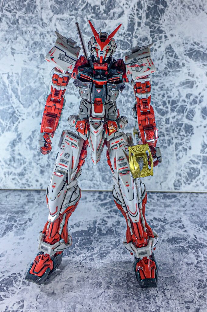 アストレイレッドフレーム–2枚目/制作者：こうま