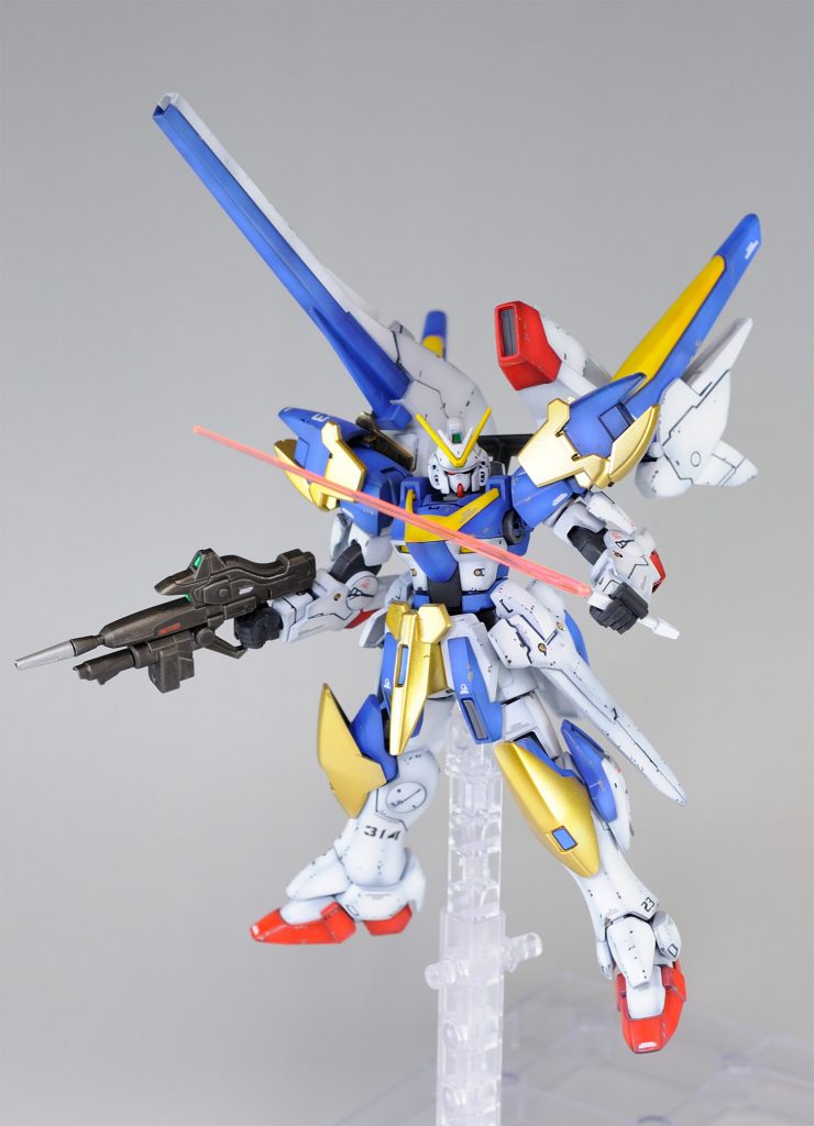 社外パーツのクリアビームサーベルもセット…でした。