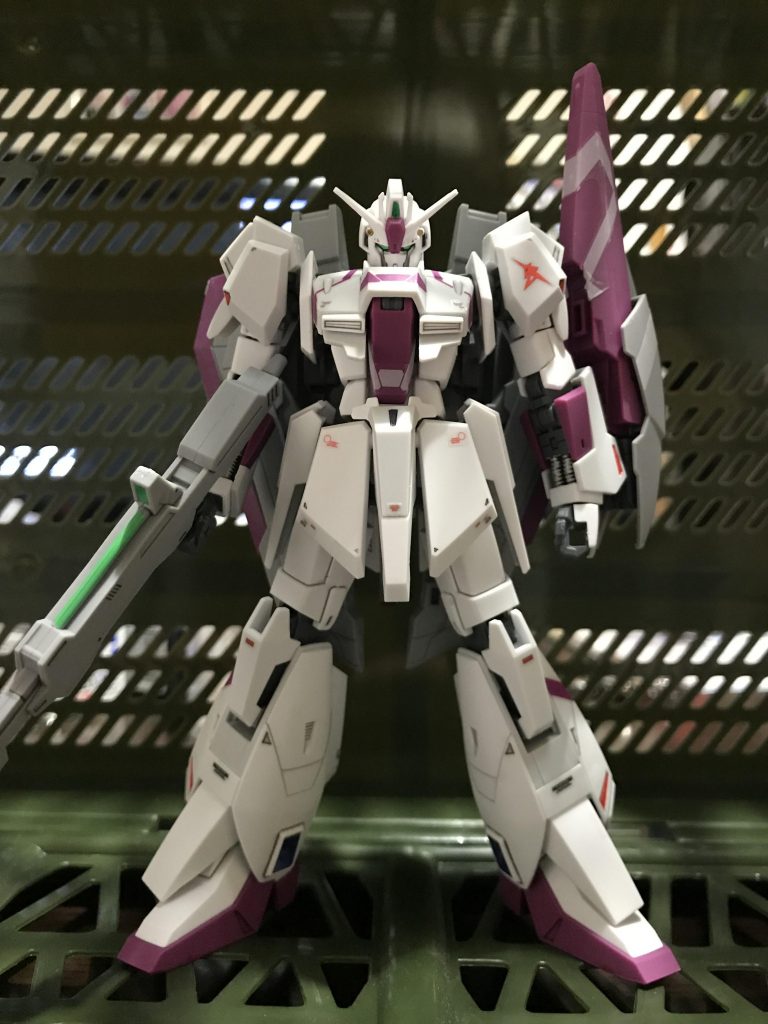 Zガンダム ３号機–3枚目/制作者：真樹京介