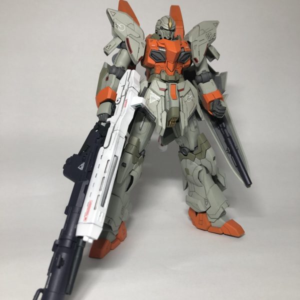 シナンジュスタイン・ゼネラルレビル仕様