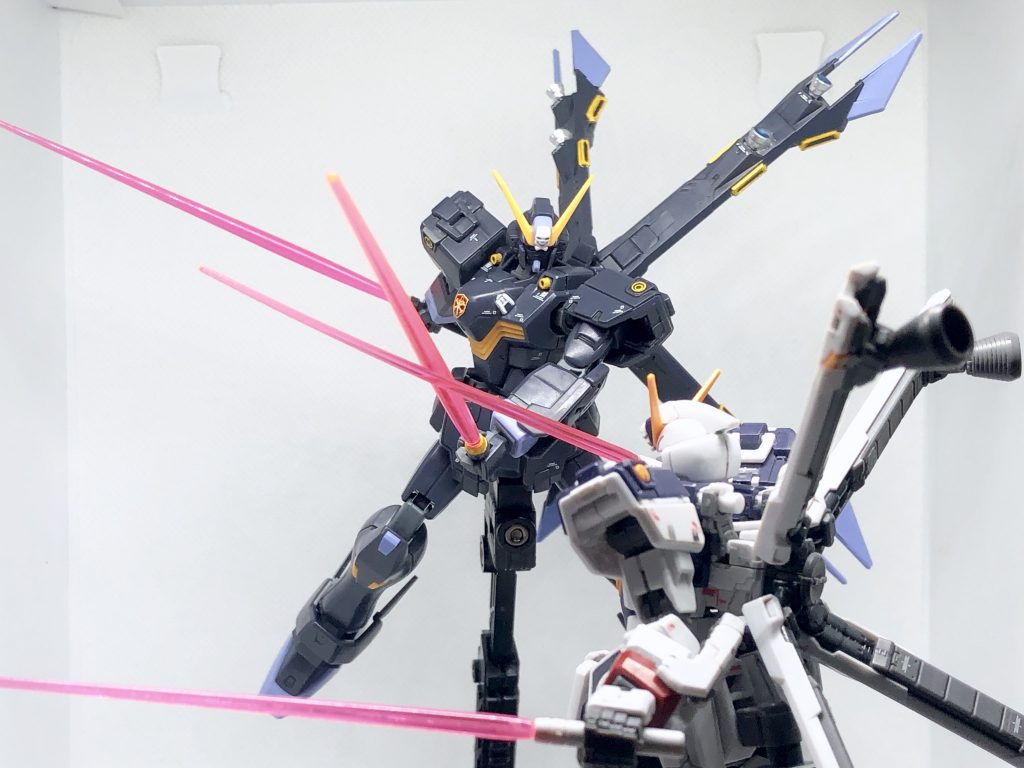 ビームサーベル装備してX1との対決シーン再現。