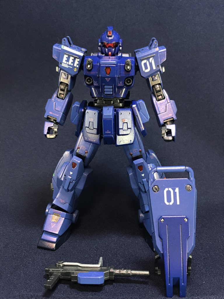 EXAMシステム起動をイメージして、全身にMr.クリスタルカラーのルビーレッドを吹きました。