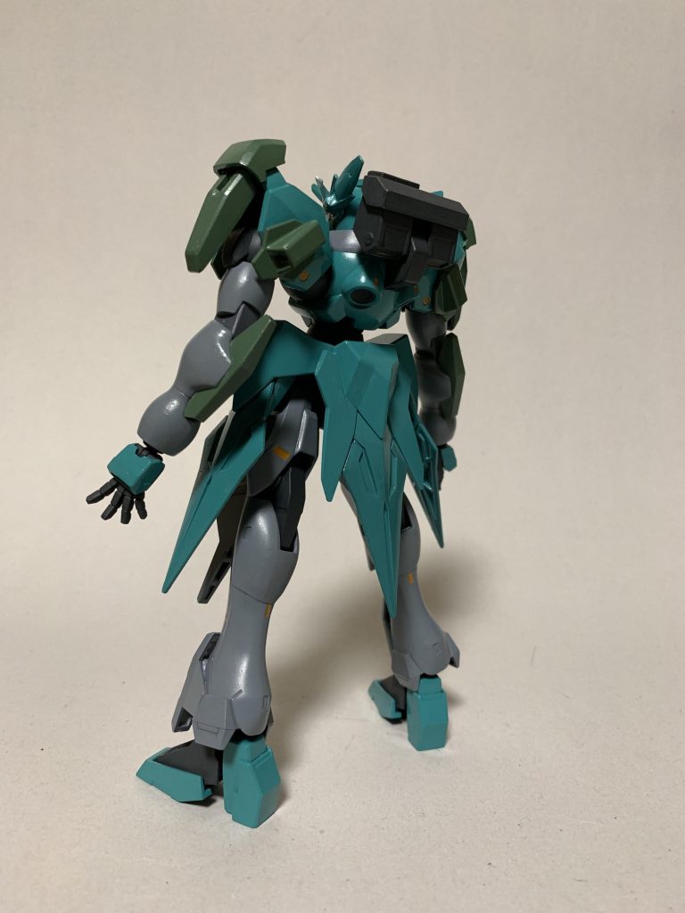 ラファエルをベースにジャンクパーツを盛っています。フェイスも小改修。