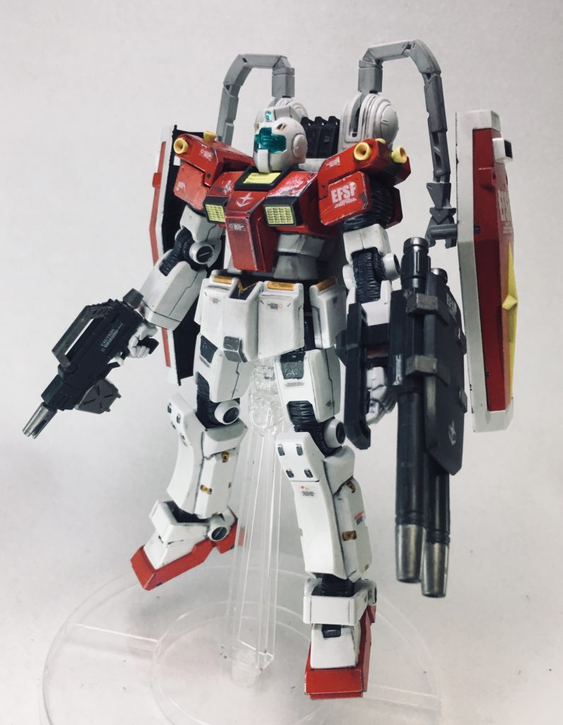 最後は浮かしてパチリ。
ジムは楽しいなー……となる一機ですね。
最後まで見ていただきありがとうございました！