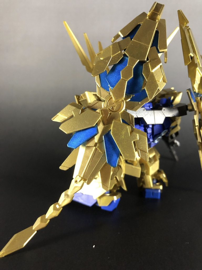 1番サイコフレームとゴールドの部分が綺麗に映えていてお気に入りの部分です。