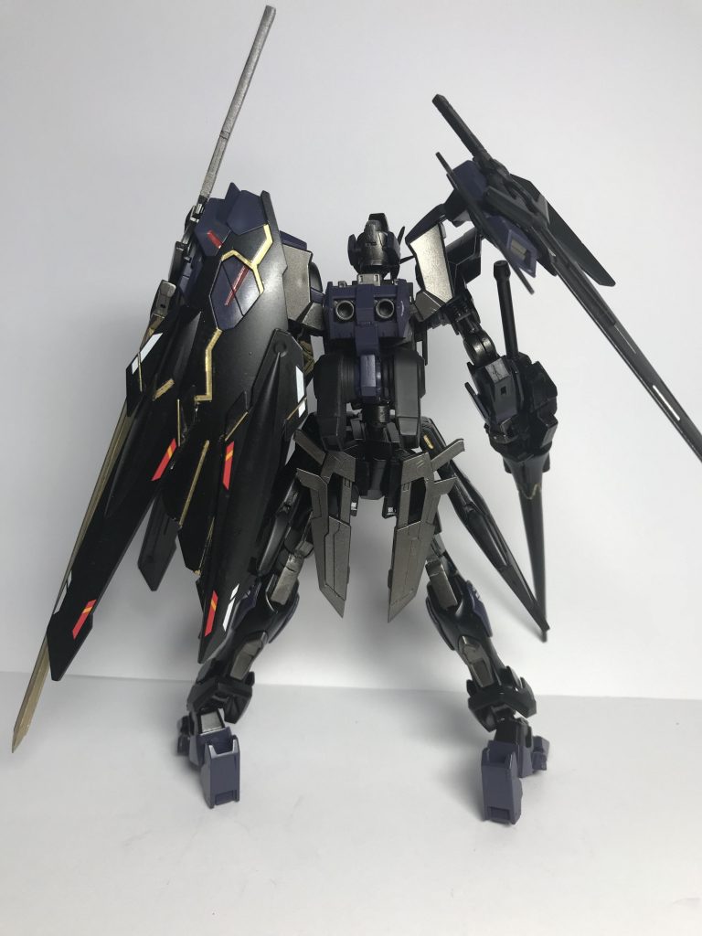 後ろから!!装備がかなり増えました!
設定
改修前は武器が二つしか搭載できなかったためマウントラックを増やし厄災戦時の長時間戦闘に合わせた形になっている