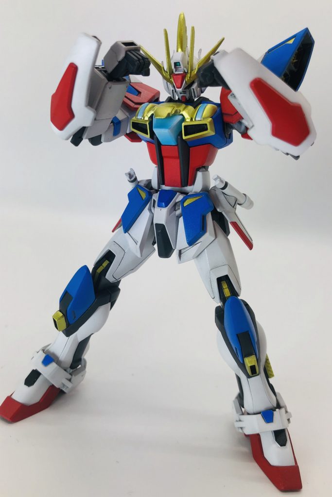 *プラフスキーガントレット*フルコンタクトになりがちなマイティストライクの両腕に装備された回転式ガントレット。相手の懐に入り込む際の腕のガード、内側にある粒子発生器(ビームサーベルではない)による推力を利用した光速パンチ、そして打撃の瞬間に噴出させインパクトの上乗せなど用途は多目的。