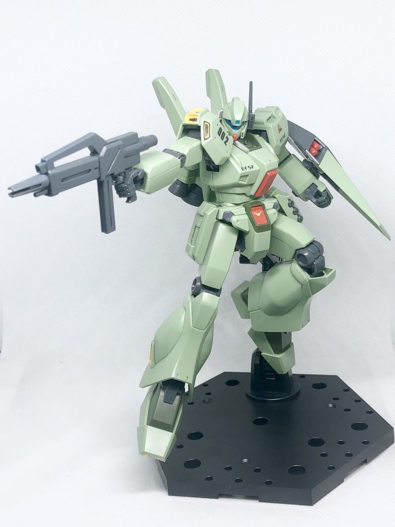 股関節の可動域が狭いのが欠点ですが、ベースキットは10年前のものですしね・・・。