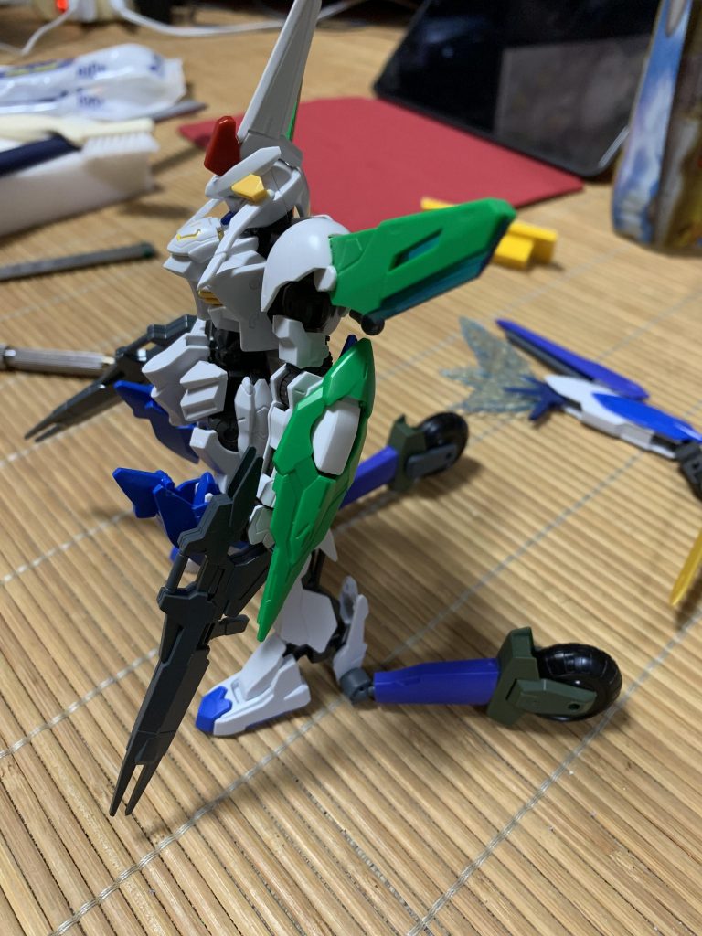 だいたい塗装前状態
バックパックは端っこに転がってますが繋がるものは繋がってます。