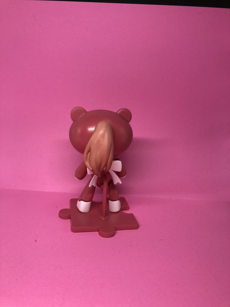 後ろ姿♪尻尾とリボンが可愛い♪